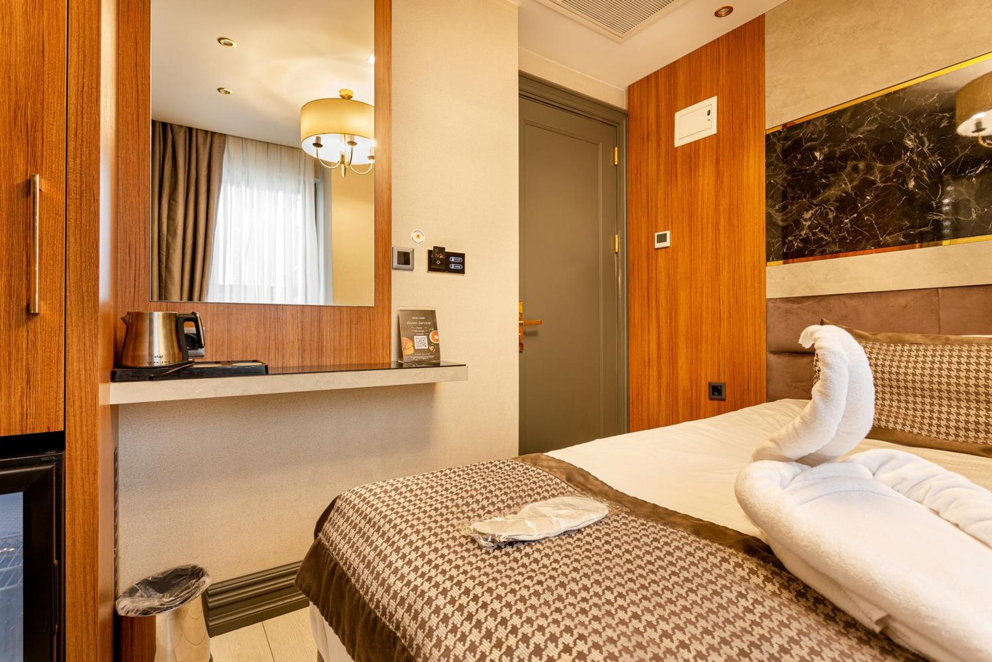Santra Hotel 3*